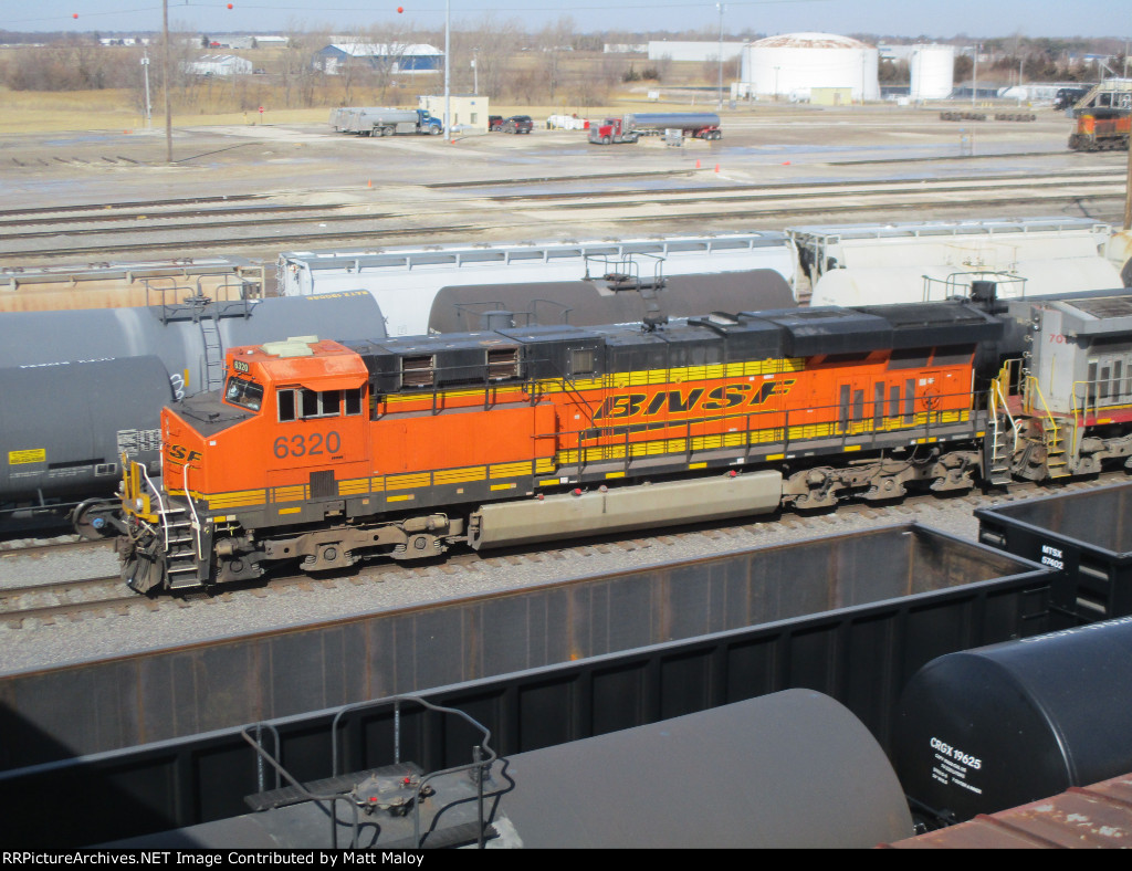 BNSF 6320